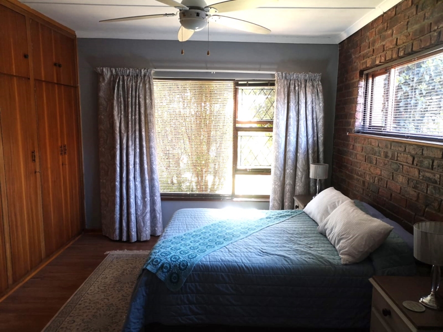 4 Bedroom Property for Sale in Campher Park Eastern Cape